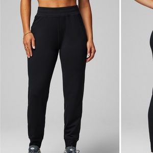 On The Go Cold Weather Joggers Fabletics